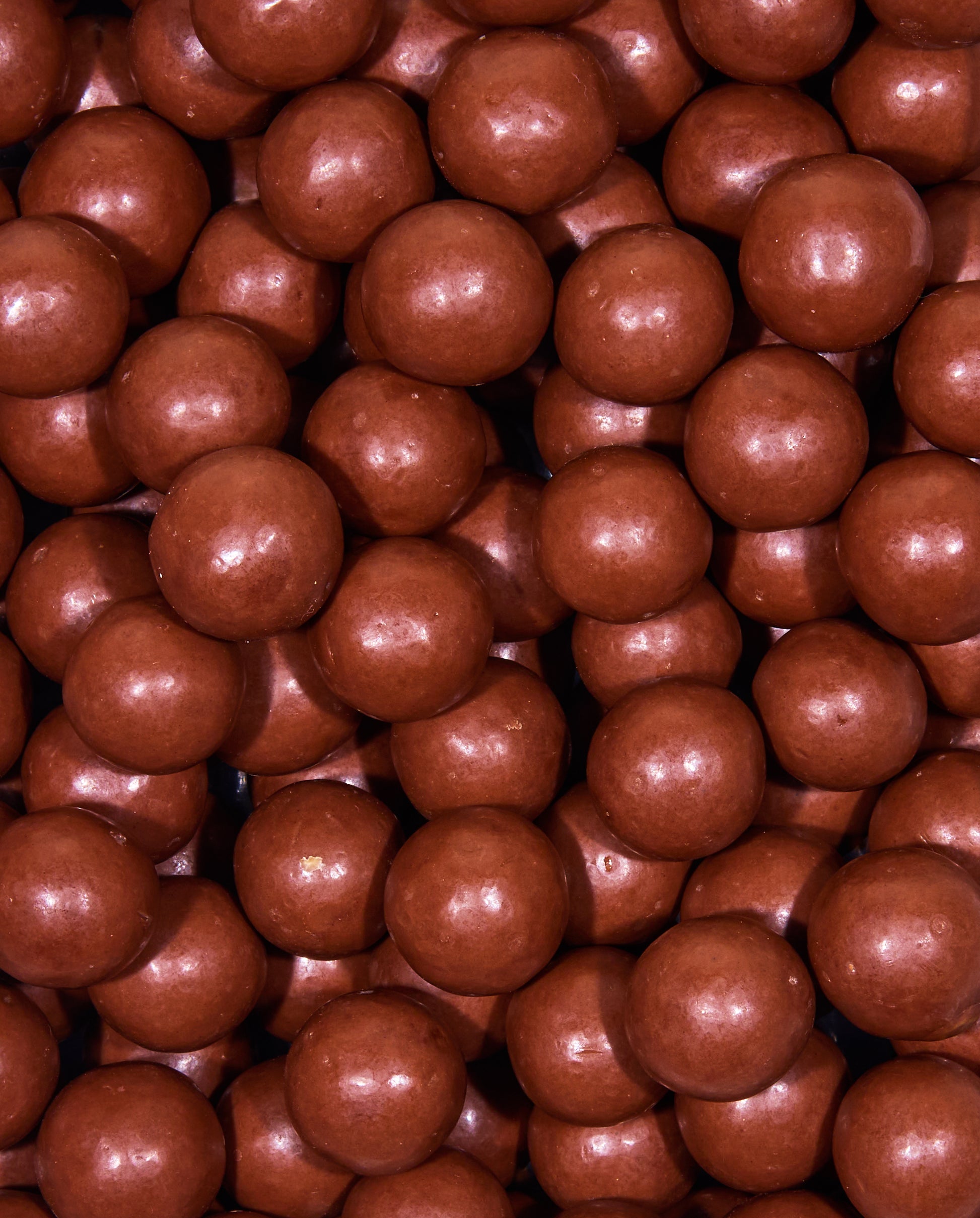 Zoomed-in Chocolate 'n Peanut Butter Malt Balls